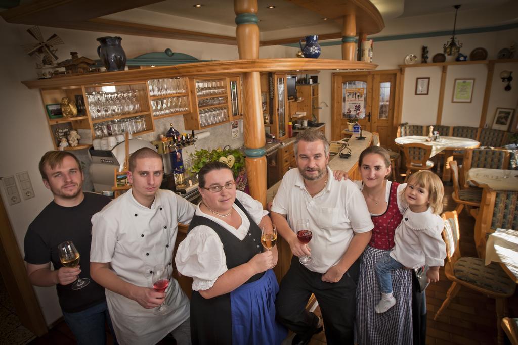 Gasthof - Restaurant Bernthaler Deutschfeistritz Buitenkant foto
